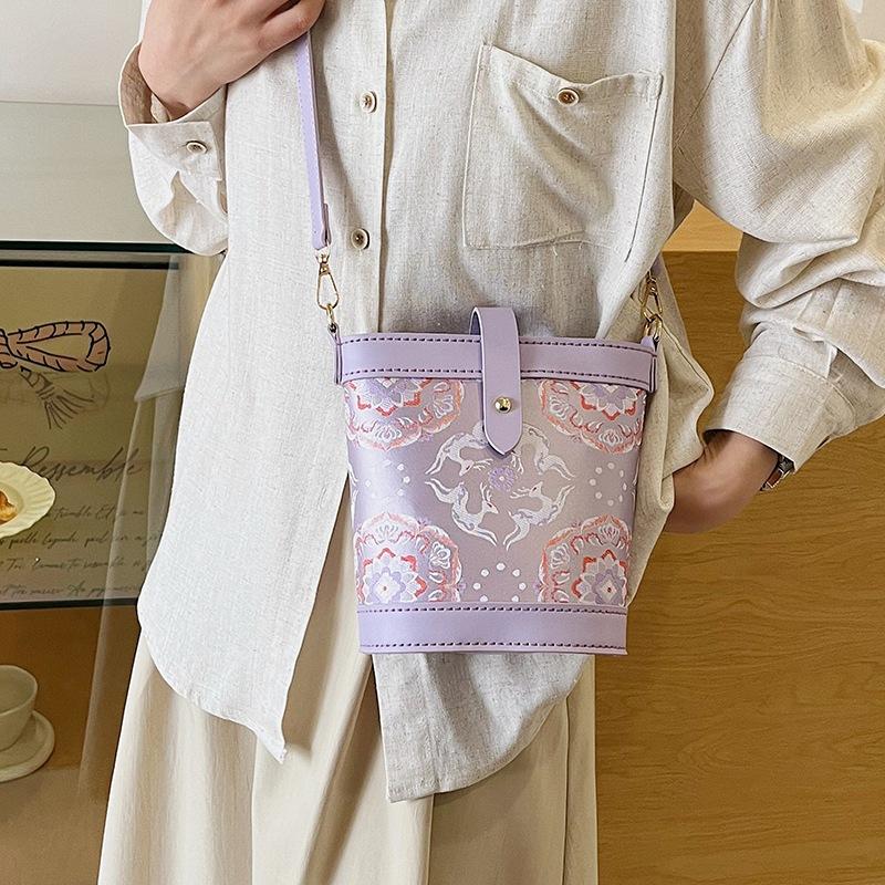 DIY Knitted Bag - Pink Vintage - огляд і ціна Leatherwork Patterns