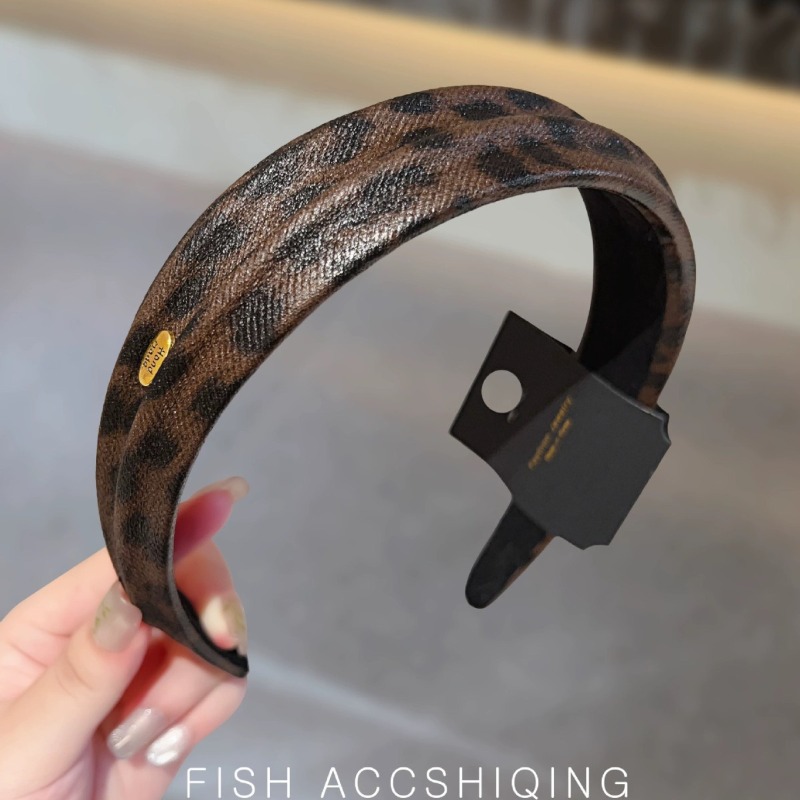 New autumn winter leopard prin - огляд і ціна Leatherwork Pony