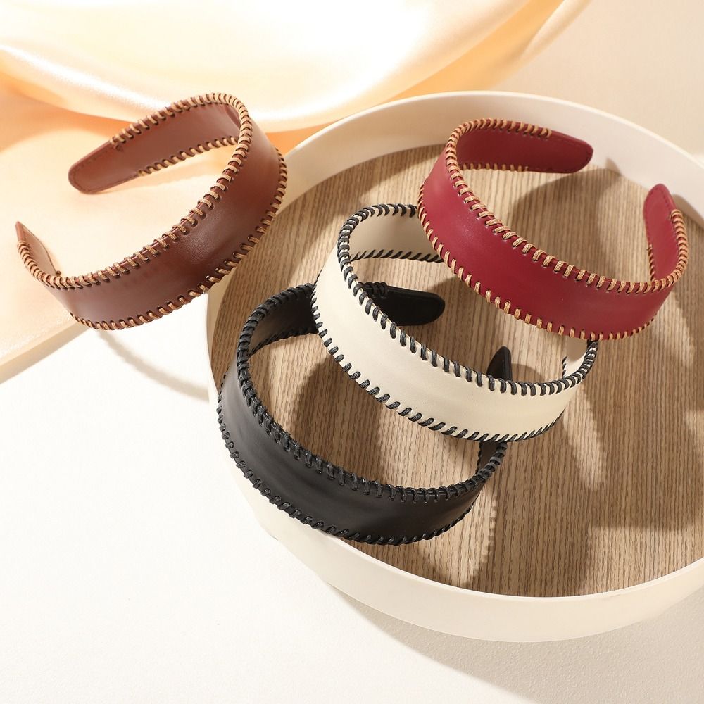 Temperament Solid Color Leathe - огляд і ціна Leatherwork Pony
